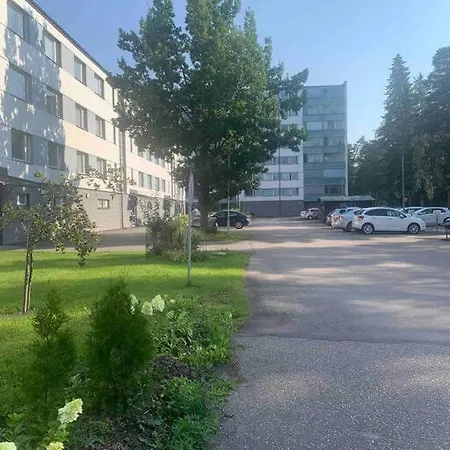 3 H + Keittioe Ja Parveke, Juuri Remontoitu! Apartamento