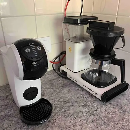 3 H + Keittioe Ja Parveke, Juuri Remontoitu! Apartamento *